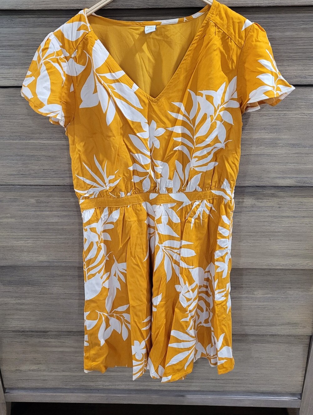 Yellow & White Tropical V-Neck Dress
